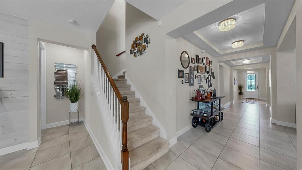 En Venta: $683,000 (5 camas, 3 baños, 2939 Pies cuadrados)