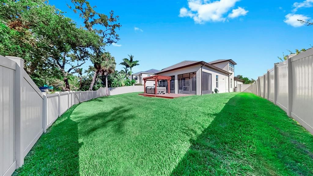 En Venta: $683,000 (5 camas, 3 baños, 2939 Pies cuadrados)