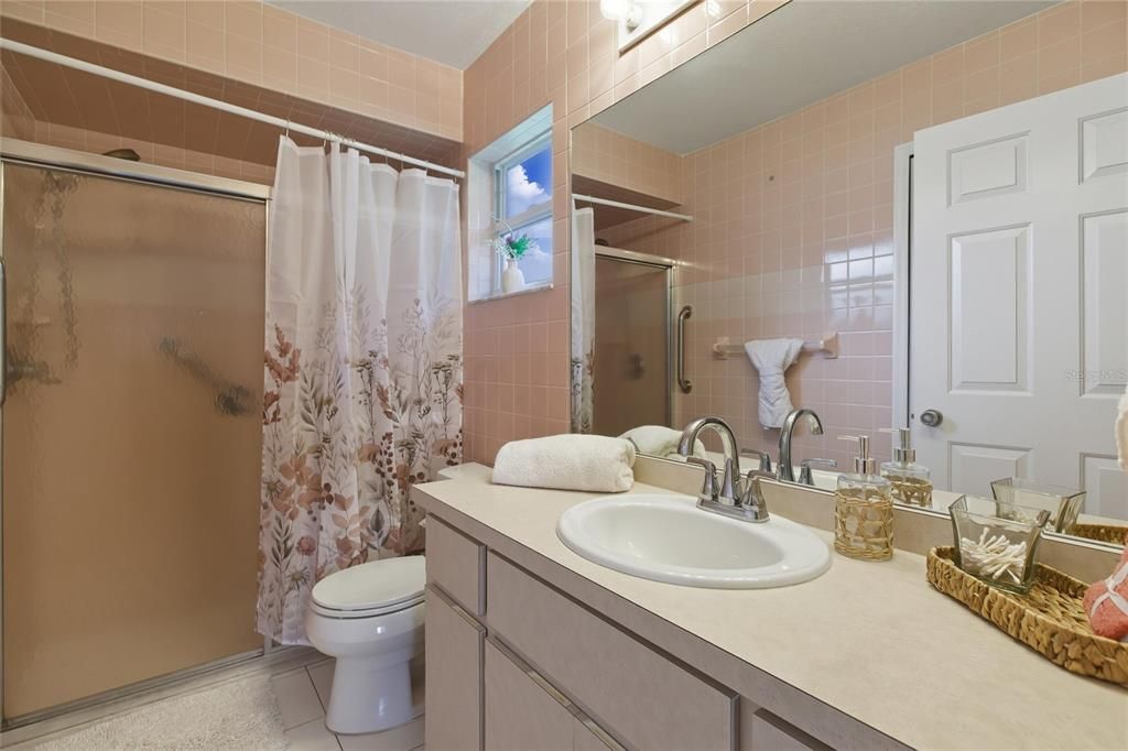 For Sale: $335,000 (3 beds, 2 baths, 2134 Square Feet)