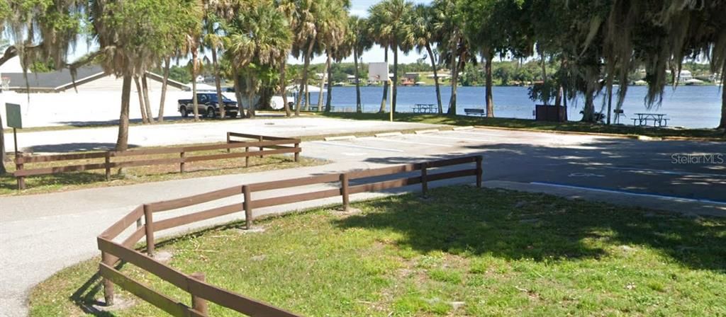 For Sale: $335,000 (3 beds, 2 baths, 2134 Square Feet)