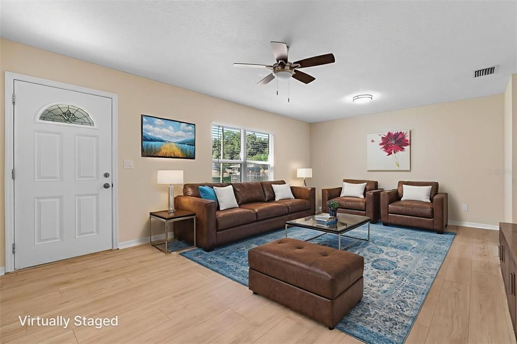 For Sale: $190,000 (3 beds, 2 baths, 1092 Square Feet)