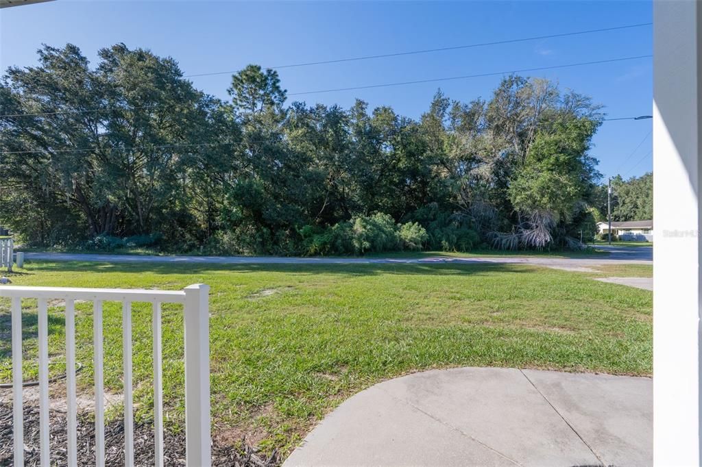 For Sale: $190,000 (3 beds, 2 baths, 1092 Square Feet)