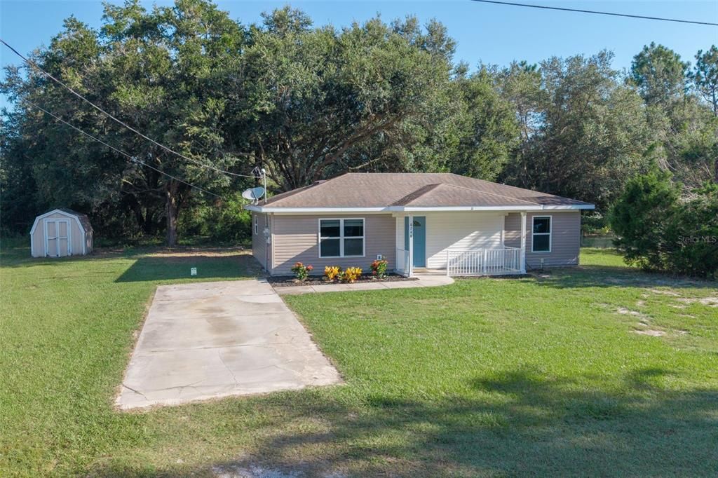 For Sale: $190,000 (3 beds, 2 baths, 1092 Square Feet)