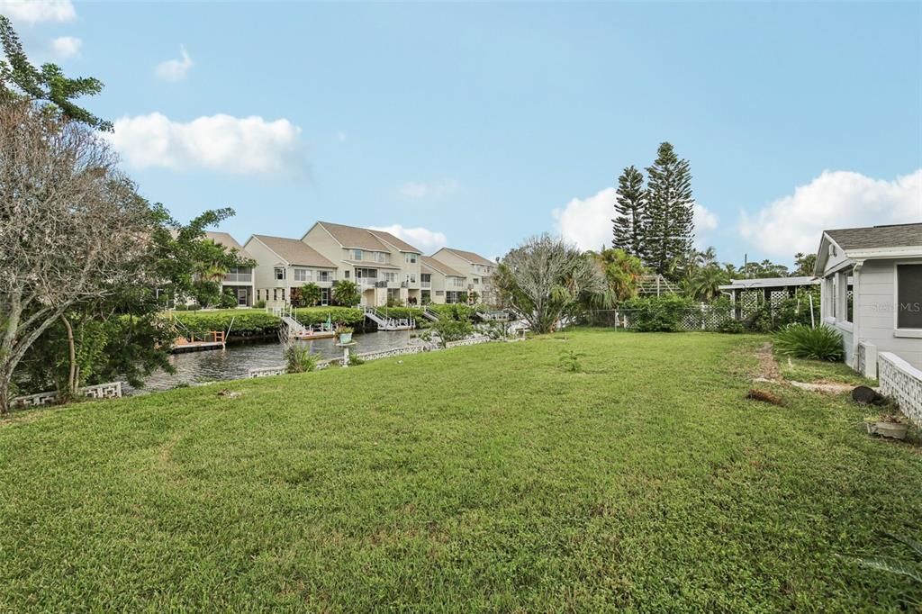 待售: $300,000 (3 贝兹, 2 浴室, 1168 平方英尺)