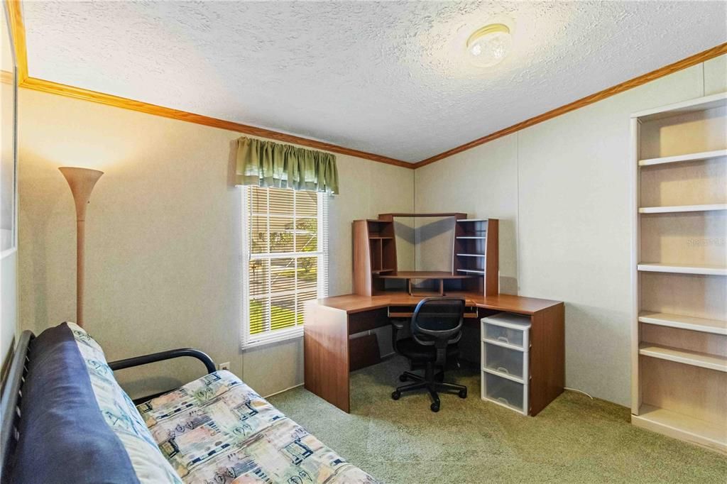 Под контрактом: $134,999 (3 спален, 2 ванн, 1215 Квадратных фут)