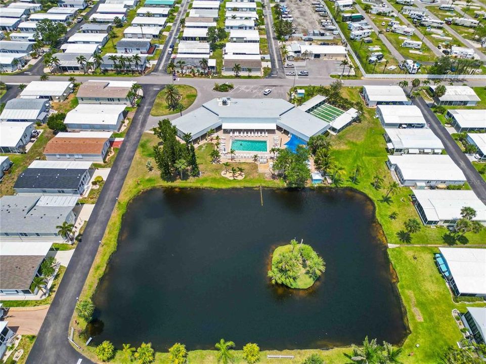 Под контрактом: $134,999 (3 спален, 2 ванн, 1215 Квадратных фут)