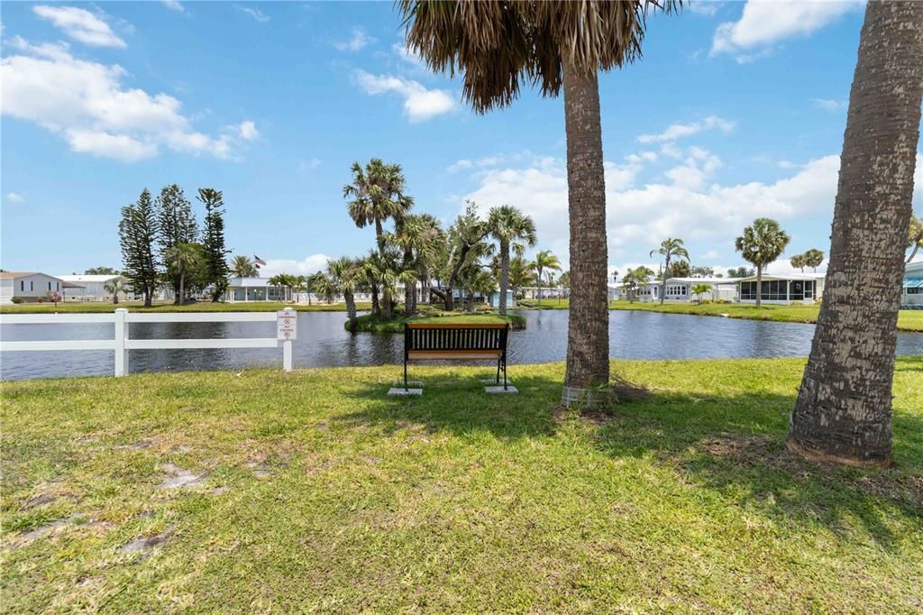 Под контрактом: $134,999 (3 спален, 2 ванн, 1215 Квадратных фут)