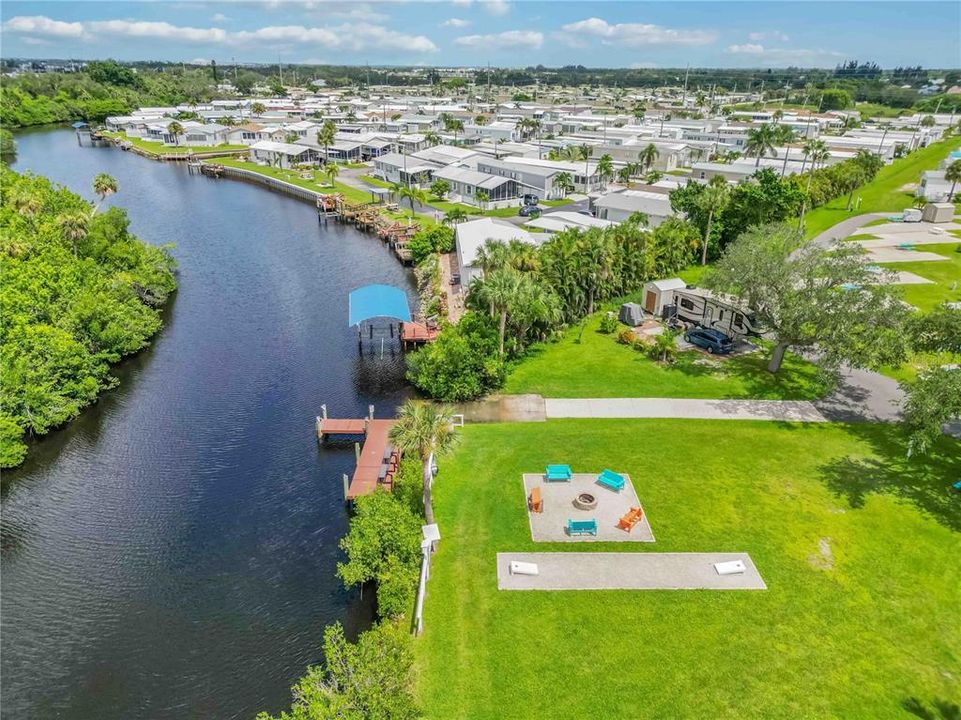 Под контрактом: $134,999 (3 спален, 2 ванн, 1215 Квадратных фут)