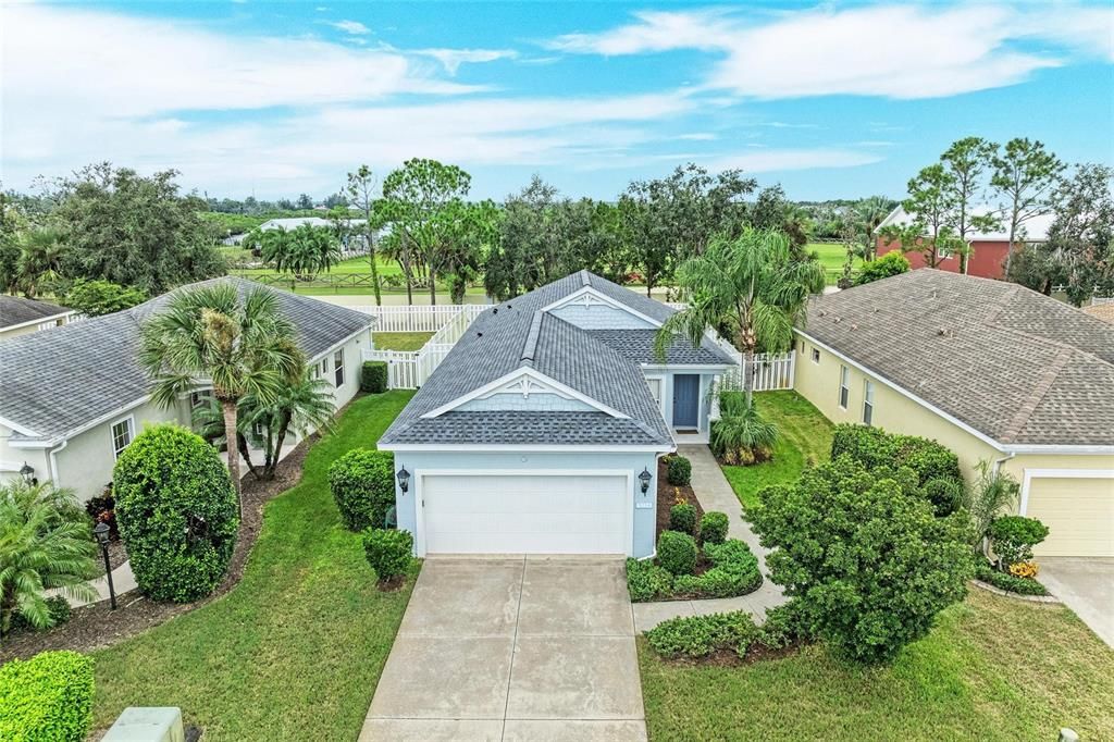 Недавно продано: $380,000 (2 спален, 2 ванн, 1293 Квадратных фут)