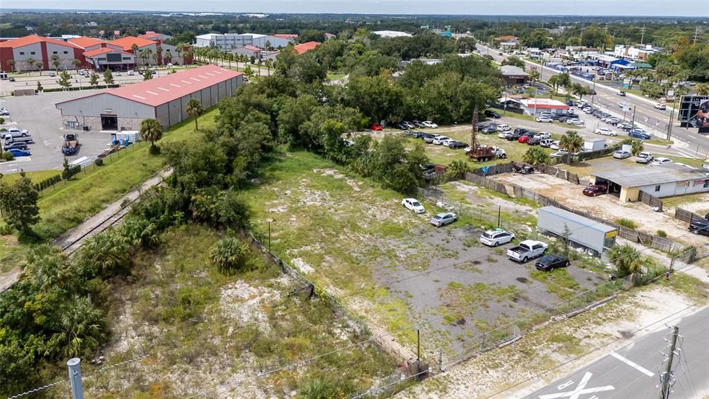 待售: $220,000 (0.45 acres)