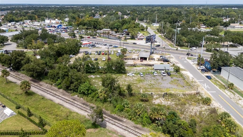 待售: $220,000 (0.45 acres)