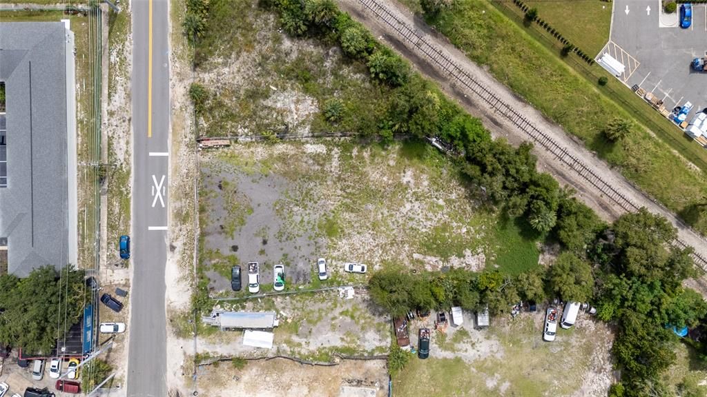 待售: $220,000 (0.45 acres)