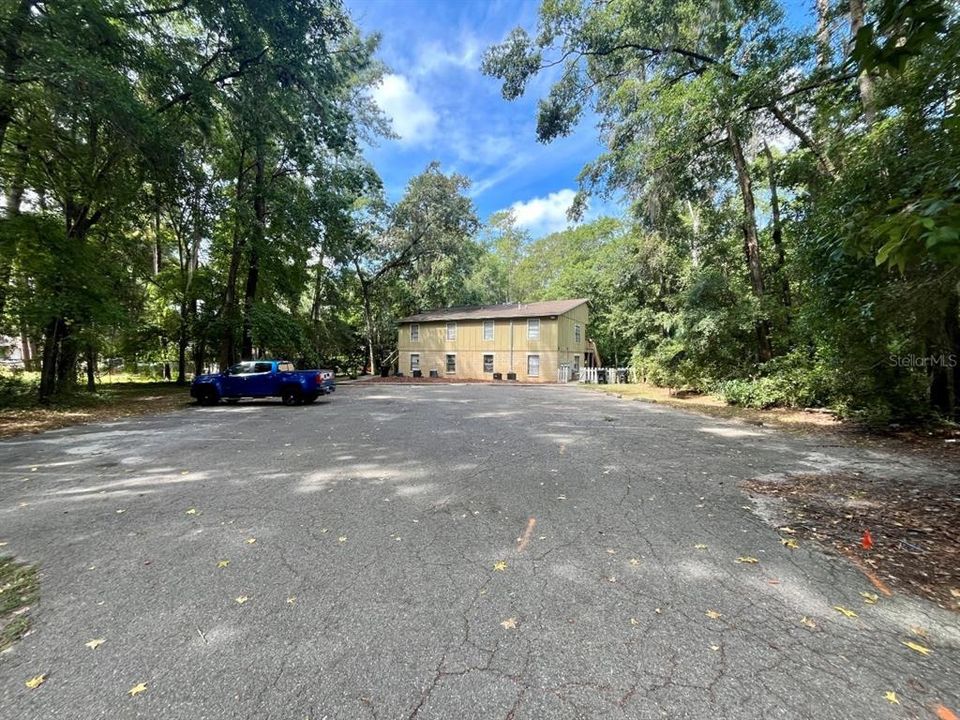 For Sale: $855,000 (16 beds, 0 baths, 6144 Square Feet)