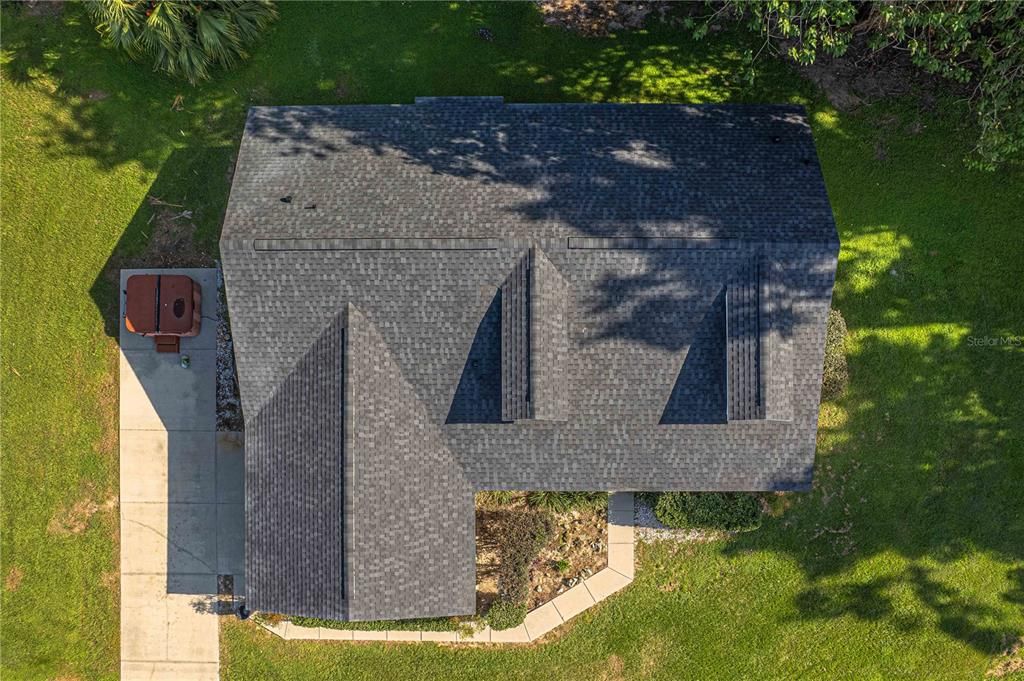 For Sale: $1,225,000 (3 beds, 2 baths, 1637 Square Feet)