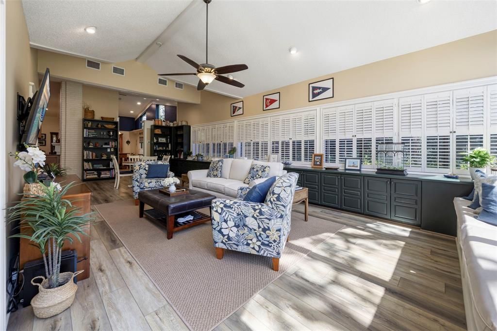 En Venta: $1,200,000 (3 camas, 2 baños, 3465 Pies cuadrados)