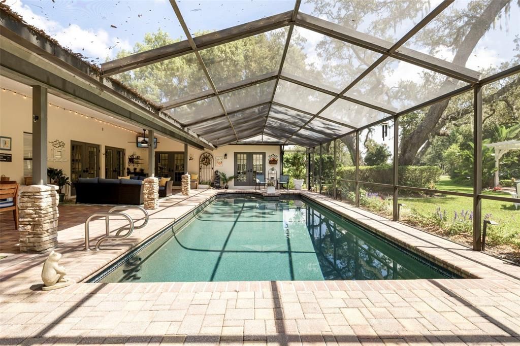 En Venta: $1,200,000 (3 camas, 2 baños, 3465 Pies cuadrados)