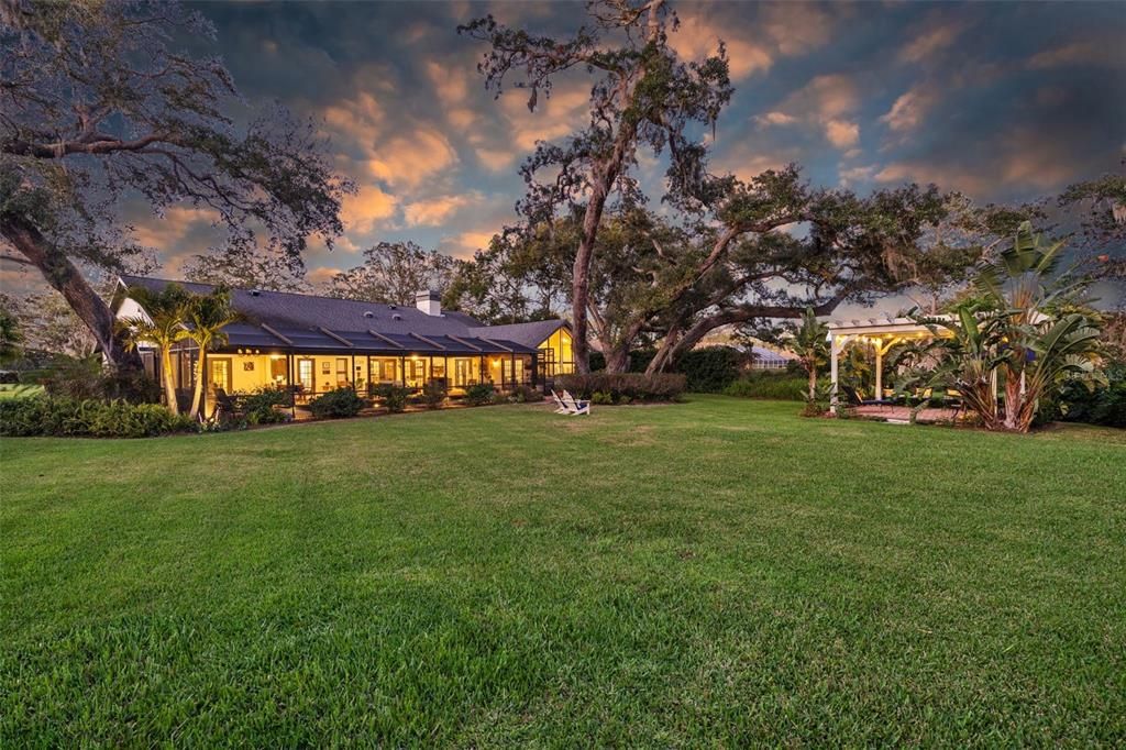 En Venta: $1,200,000 (3 camas, 2 baños, 3465 Pies cuadrados)