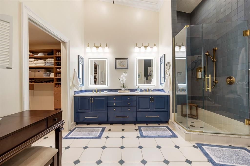 En Venta: $1,200,000 (3 camas, 2 baños, 3465 Pies cuadrados)