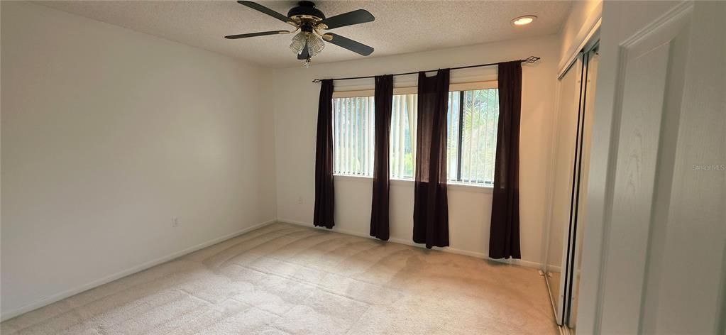 En Venta: $151,999 (2 camas, 1 baños, 999 Pies cuadrados)