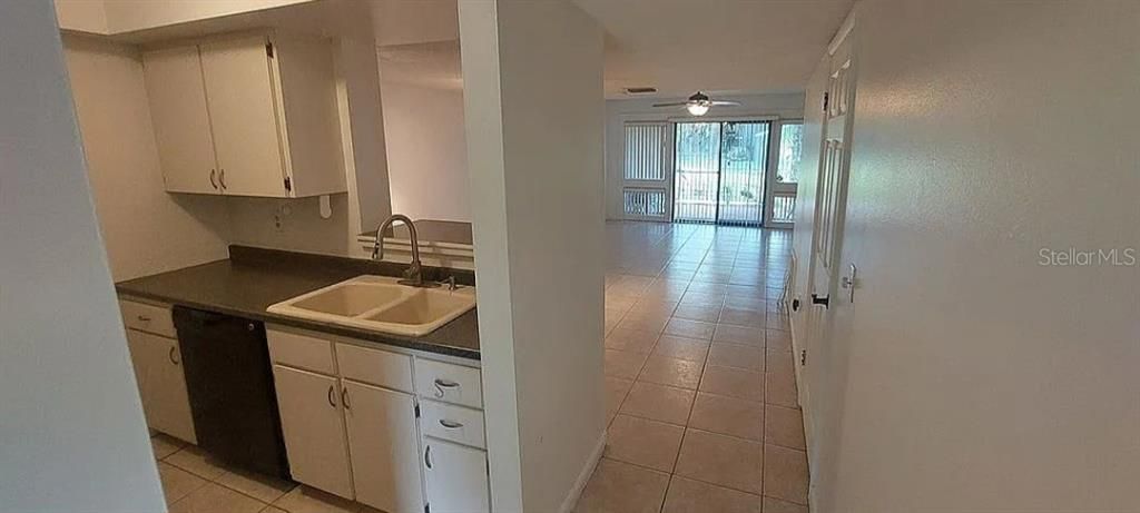 En Venta: $151,999 (2 camas, 1 baños, 999 Pies cuadrados)