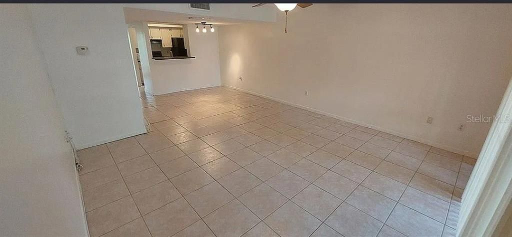 En Venta: $151,999 (2 camas, 1 baños, 999 Pies cuadrados)