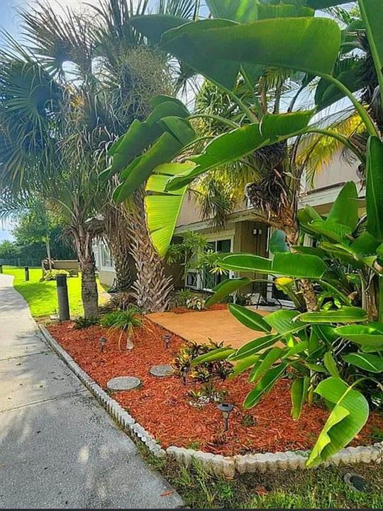 En Venta: $151,999 (2 camas, 1 baños, 999 Pies cuadrados)