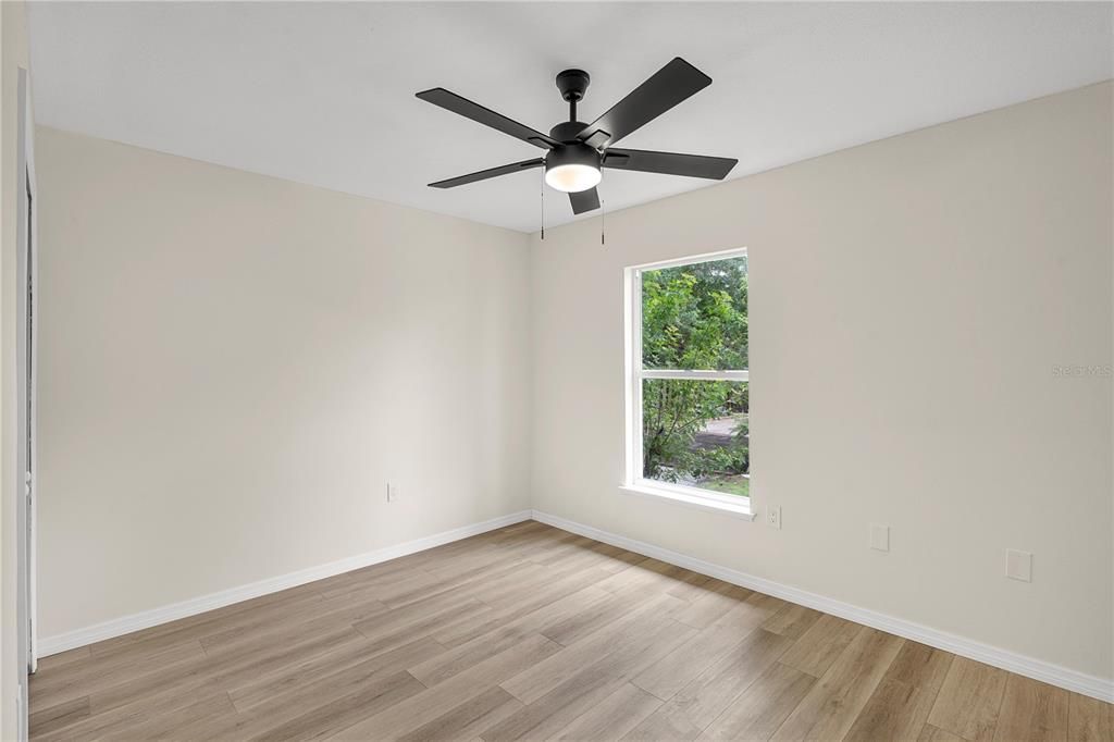 待售: $307,999 (3 贝兹, 2 浴室, 1554 平方英尺)