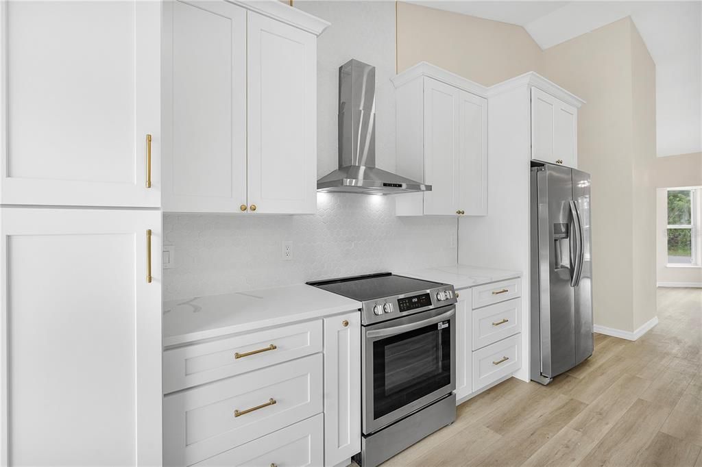 待售: $307,999 (3 贝兹, 2 浴室, 1554 平方英尺)