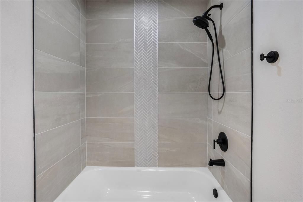 待售: $307,999 (3 贝兹, 2 浴室, 1554 平方英尺)