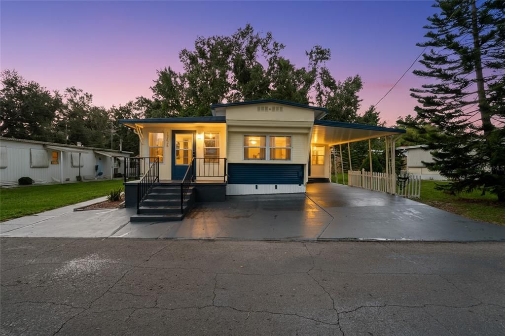 For Sale: $75,900 (3 beds, 2 baths, 1141 Square Feet)