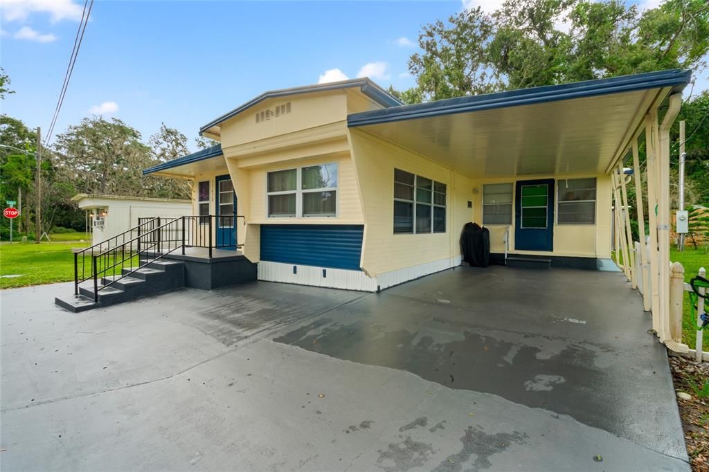 For Sale: $75,900 (3 beds, 2 baths, 1141 Square Feet)