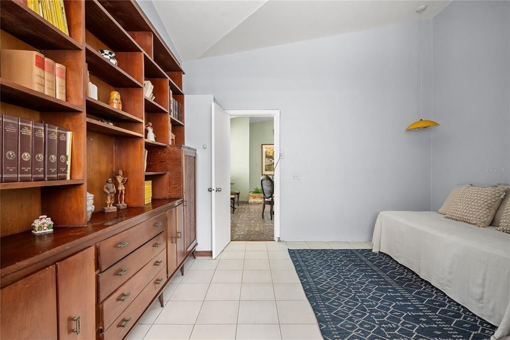 На продажу: $1,500,000 (5 спален, 4 ванн, 2923 Квадратных фут)