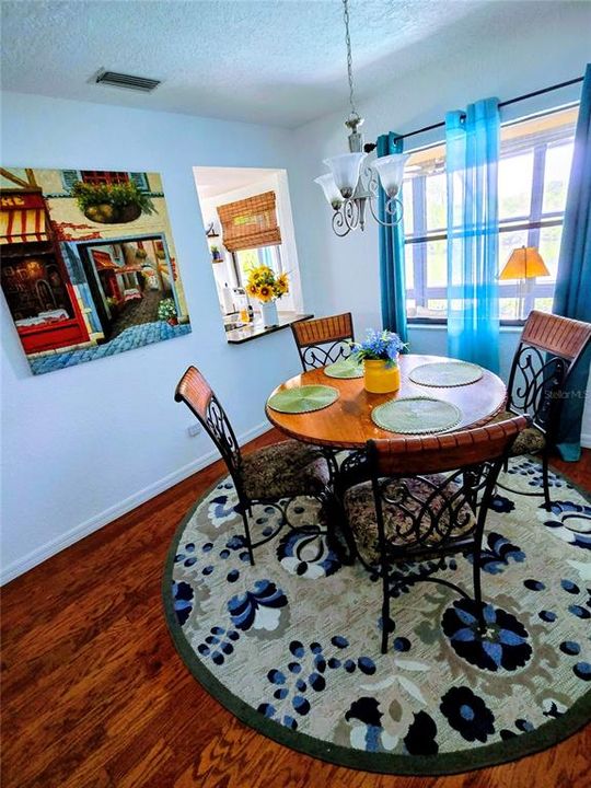 Active With Contract: $360,000 (3 beds, 2 baths, 1421 Square Feet)