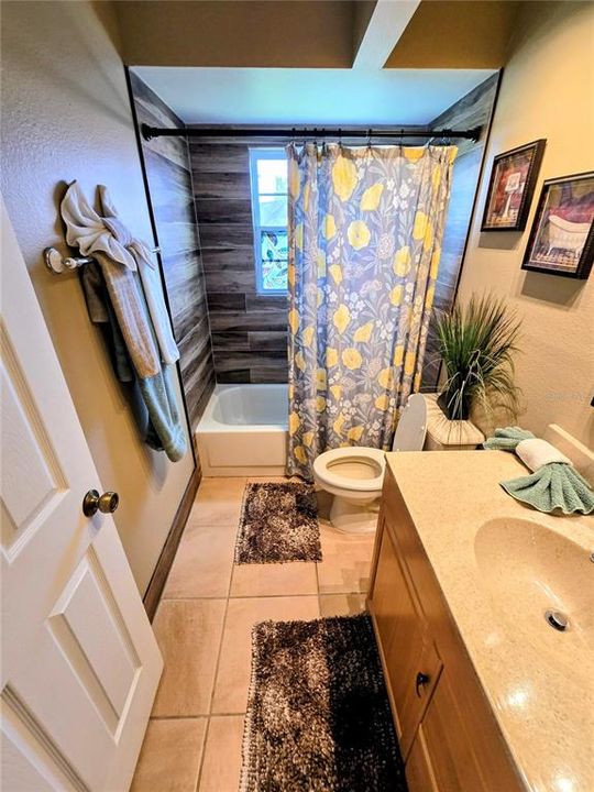 Active With Contract: $360,000 (3 beds, 2 baths, 1421 Square Feet)