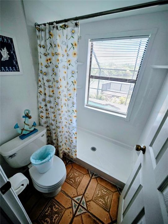 Active With Contract: $360,000 (3 beds, 2 baths, 1421 Square Feet)