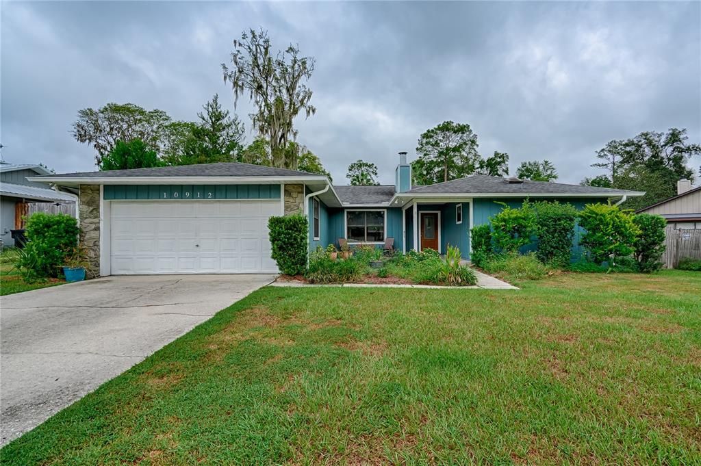 На продажу: $315,000 (3 спален, 2 ванн, 1698 Квадратных фут)