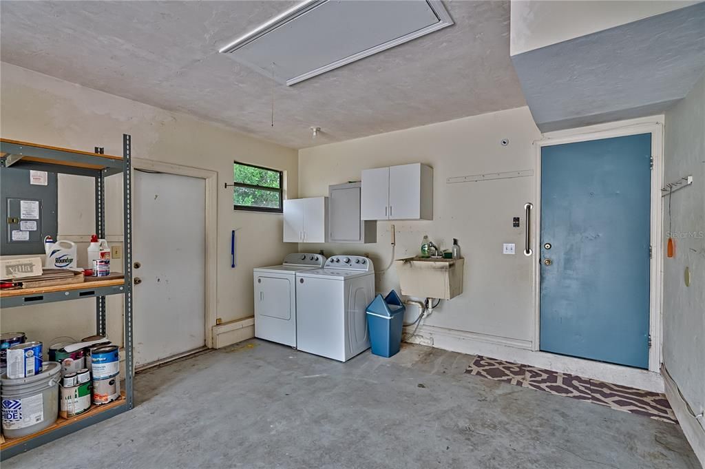 На продажу: $315,000 (3 спален, 2 ванн, 1698 Квадратных фут)