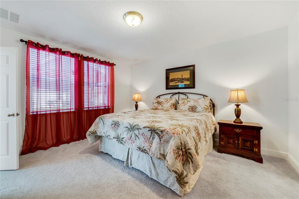 Active With Contract: $488,500 (4 beds, 2 baths, 2360 Square Feet)