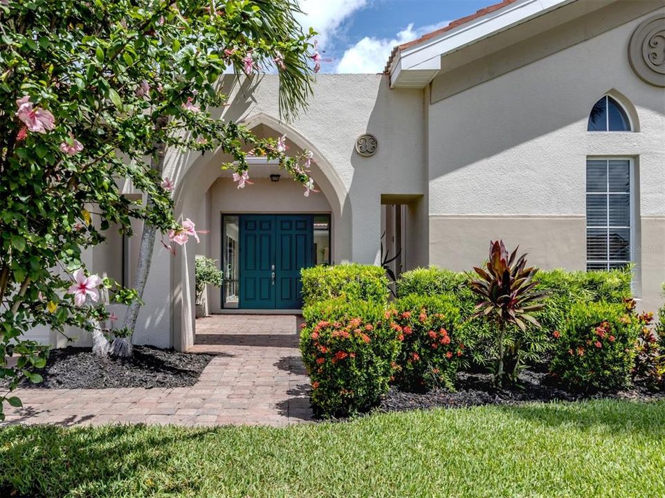 Vendido Recientemente: $869,000 (3 camas, 2 baños, 2865 Pies cuadrados)