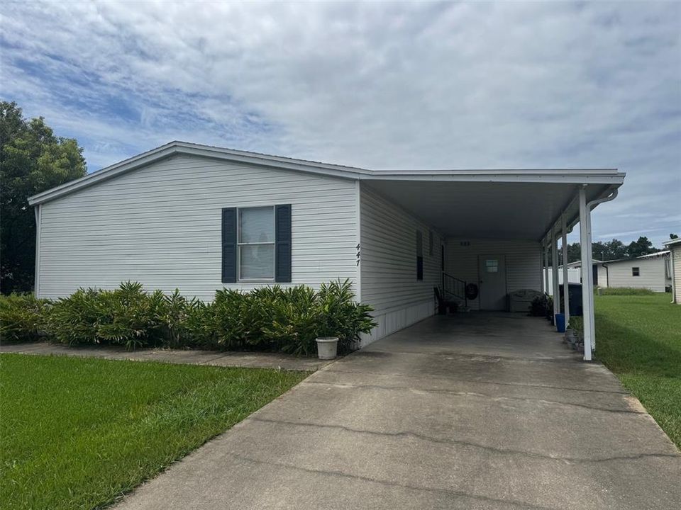 Active With Contract: $199,000 (3 beds, 2 baths, 1176 Square Feet)