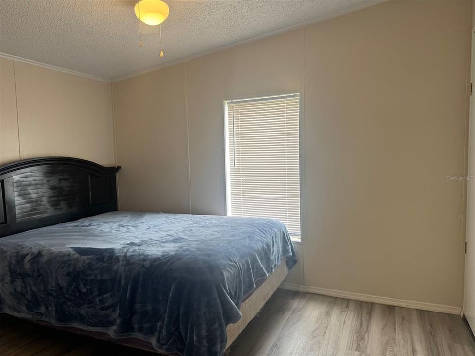 Active With Contract: $199,000 (3 beds, 2 baths, 1176 Square Feet)