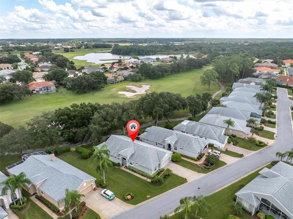 合同活跃: $455,000 (2 贝兹, 2 浴室, 2053 平方英尺)