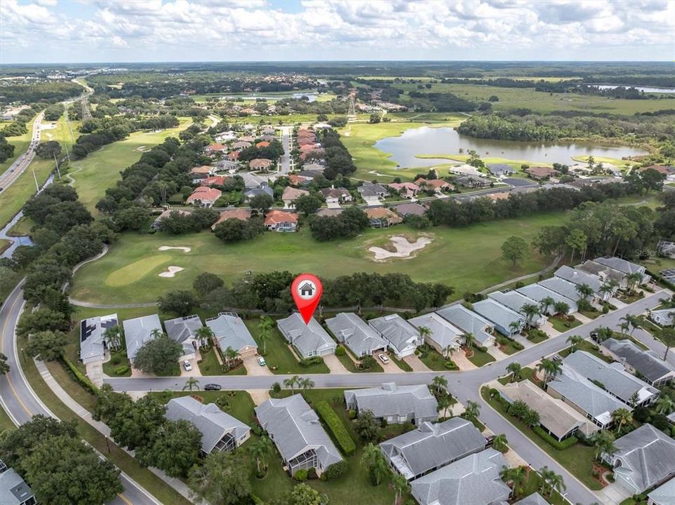 合同活跃: $455,000 (2 贝兹, 2 浴室, 2053 平方英尺)