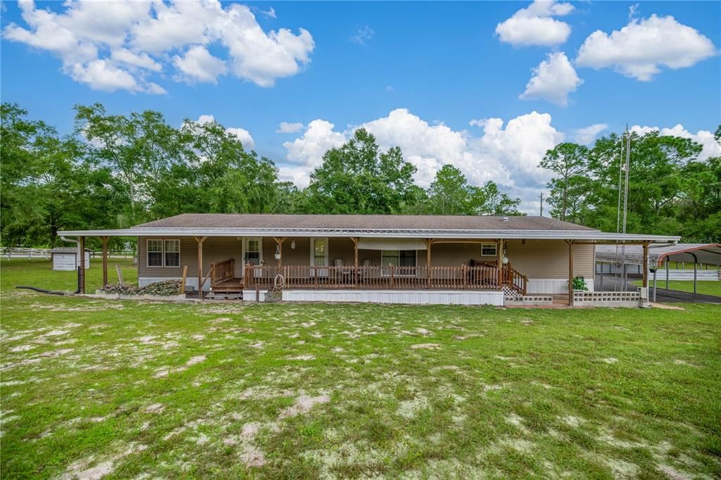 For Sale: $279,500 (4 beds, 2 baths, 2334 Square Feet)