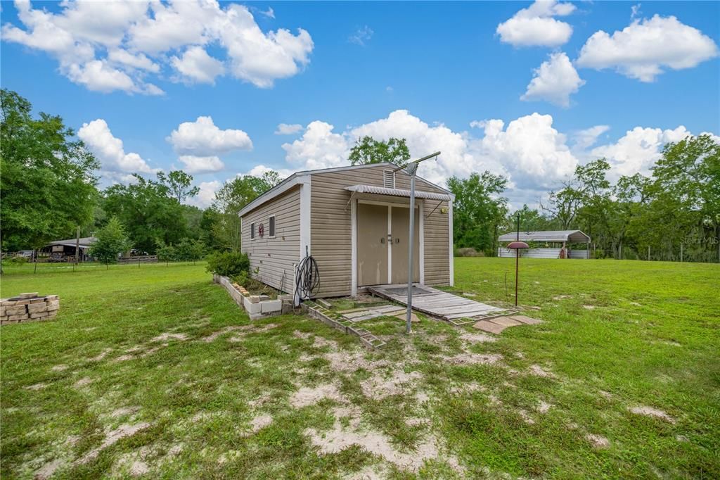 For Sale: $279,500 (4 beds, 2 baths, 2334 Square Feet)