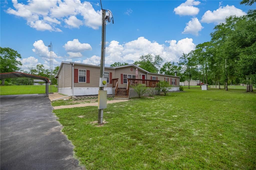 For Sale: $279,500 (4 beds, 2 baths, 2334 Square Feet)