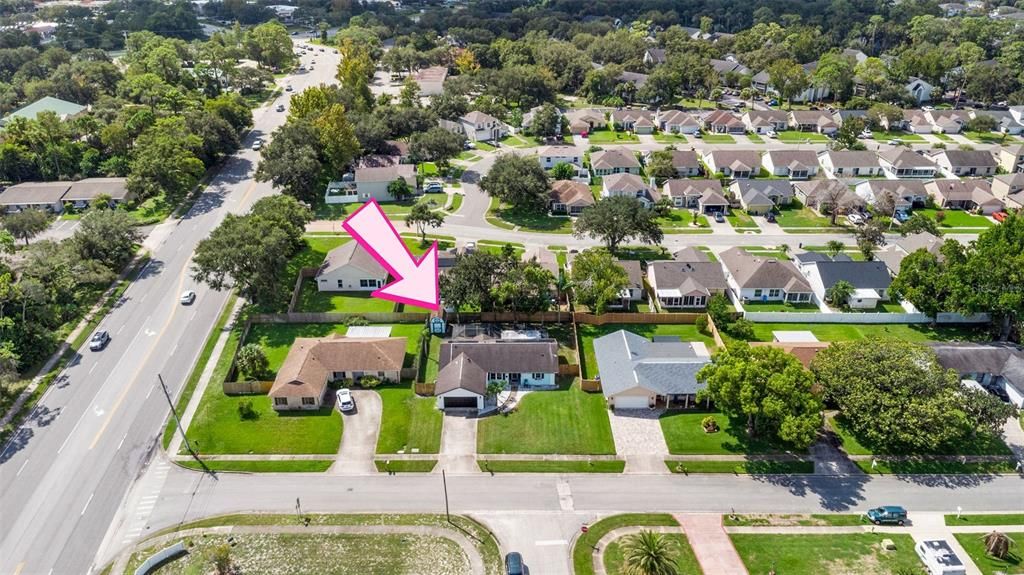 Active With Contract: $393,850 (3 beds, 2 baths, 1650 Square Feet)