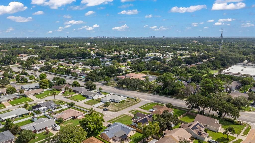 Active With Contract: $393,850 (3 beds, 2 baths, 1650 Square Feet)