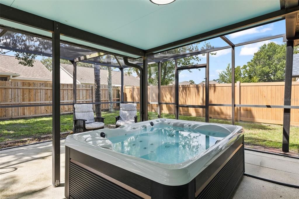 Active With Contract: $393,850 (3 beds, 2 baths, 1650 Square Feet)