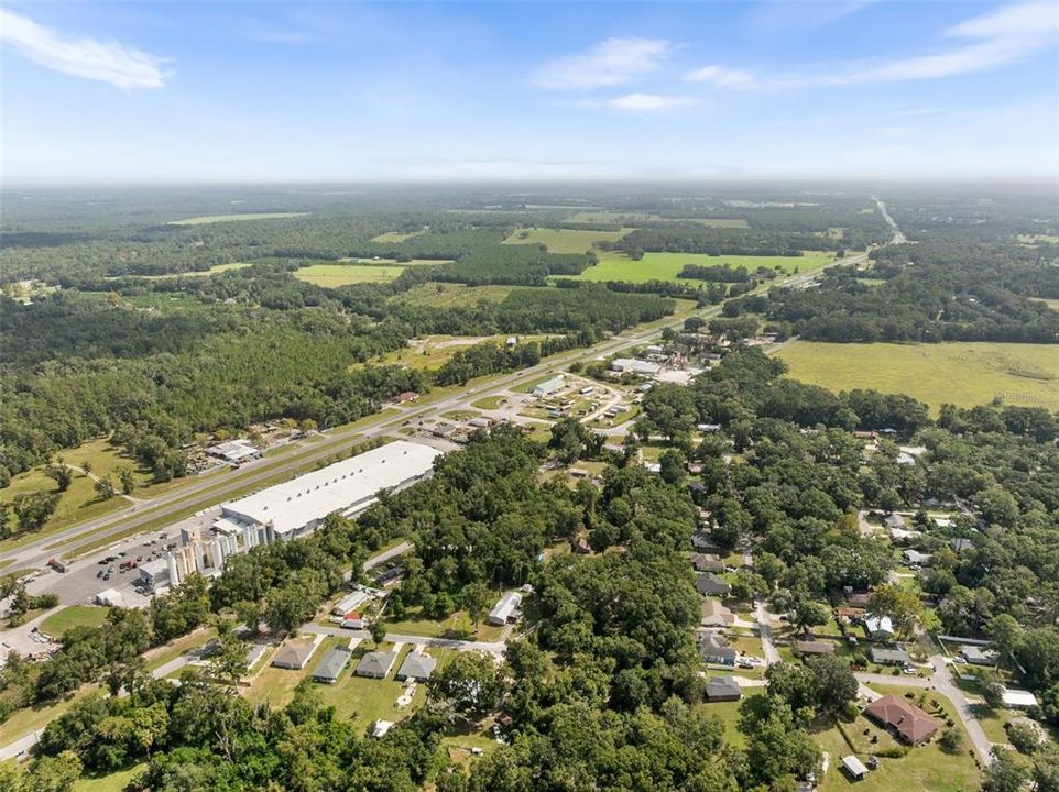 На продажу: $159,900 (1.57 acres)